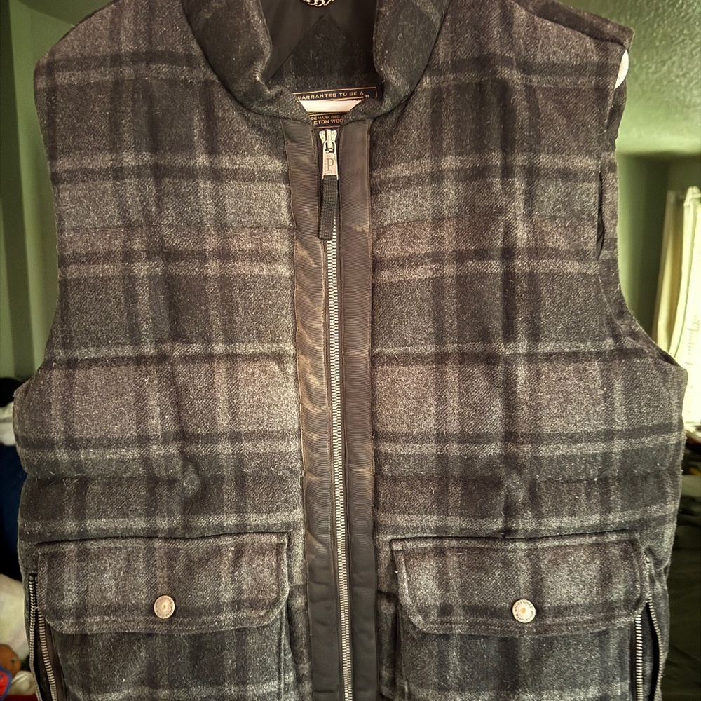 Men’s Pendleton Vest
